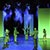 Überdimensionale Christbaumkugeln als Bühnendekoration einer Inszenierung am Theater Bonn